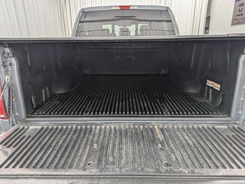 Used 2019 Ford F150 XLT w/ Equipment Group 302A Luxury AWD/4WD image 11