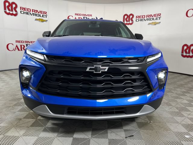 New 2026 Chevrolet Blazer LT w/ Convenience Package FWD image 2