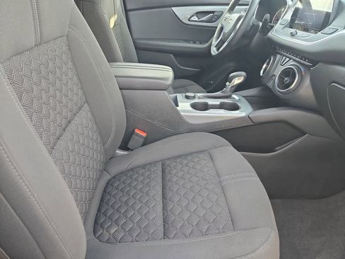 Used 2021 Chevrolet Blazer LT image 21