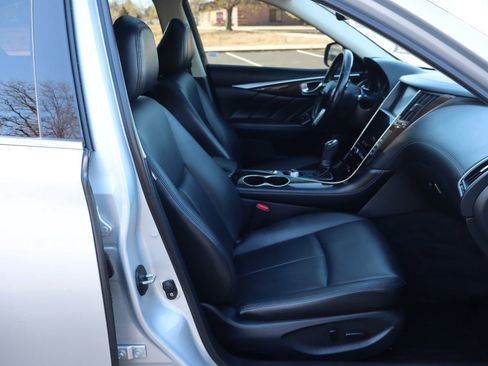 Used 2018 INFINITI Q50 Luxe w/ Essential Package (3.0T Luxe) image 22