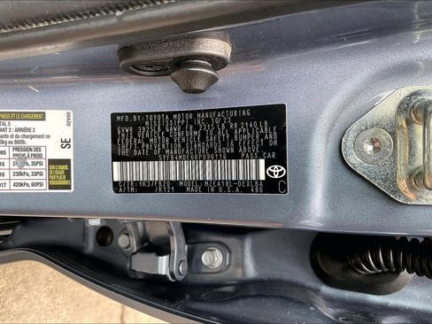 Used 2024 Toyota Corolla LE FWD image 33