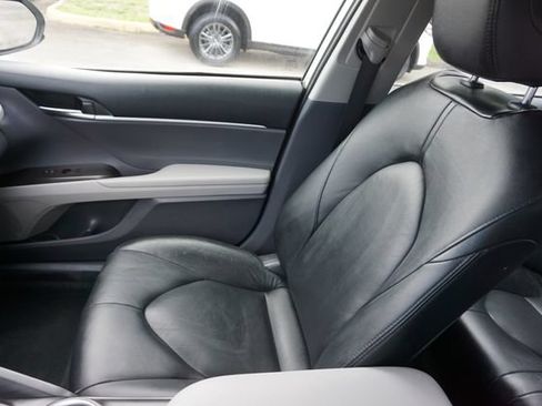 Used 2021 Toyota Camry LE FWD image 25
