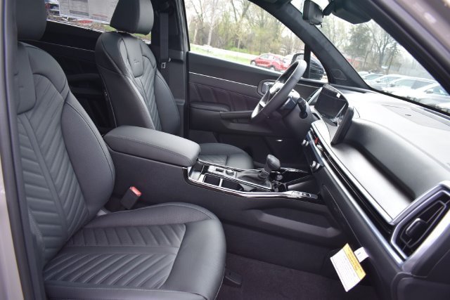 New 2026 Kia Sorento SX Prestige AWD/4WD image 16