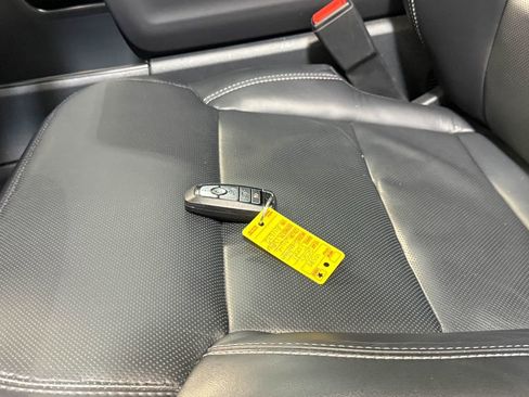 Used 2025 Ford Expedition Max Platinum image 20