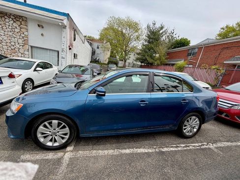 Used 2015 Volkswagen Jetta SE FWD image 14