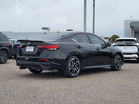 New 2025 Nissan Sentra SR w/ SR Premium Package image 5