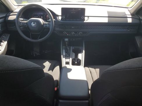 Certified 2023 Honda Accord LX image 9