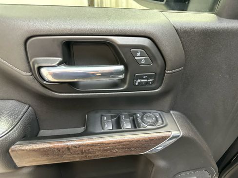 Certified 2022 GMC Sierra 2500 Denali image 25