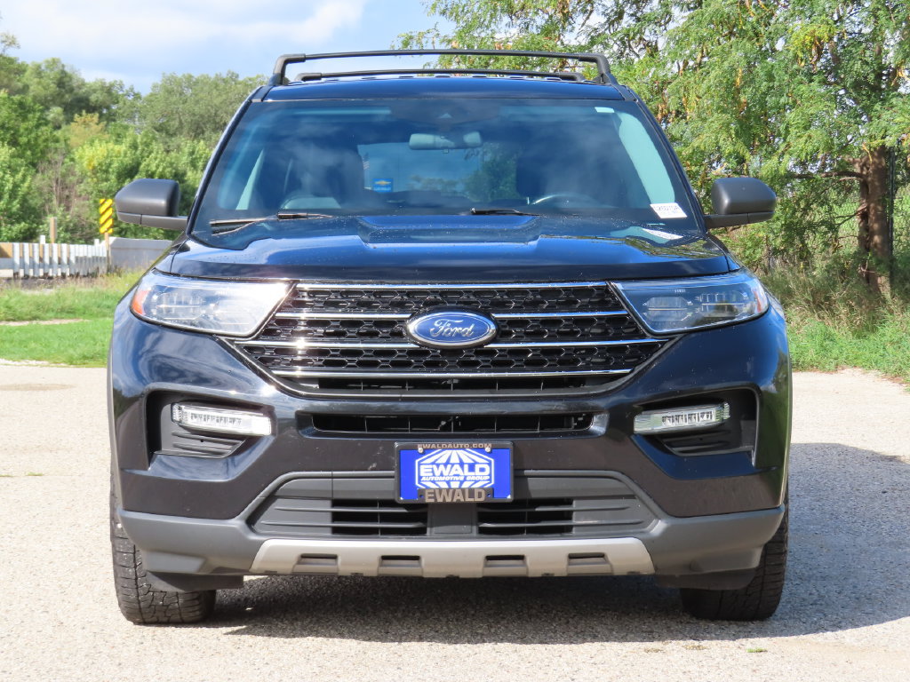 Used 2021 Ford Explorer XLT AWD/4WD image 17