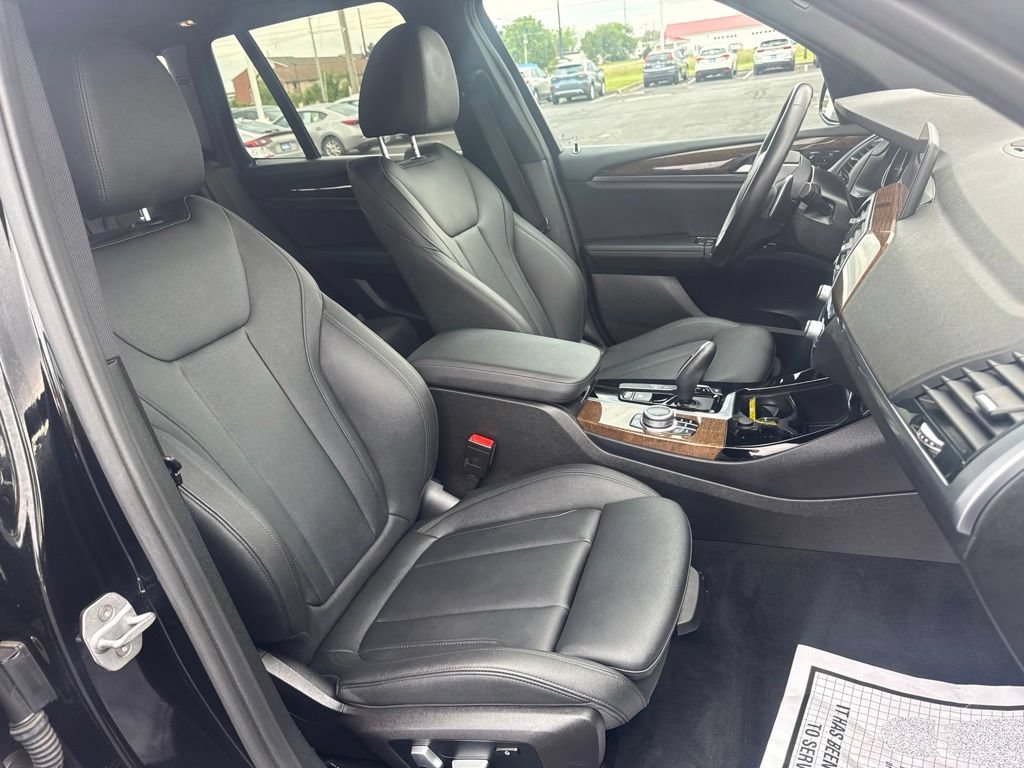 Used 2020 BMW X3 xDrive30i w/ Driving Assistance Package AWD/4WD image 16