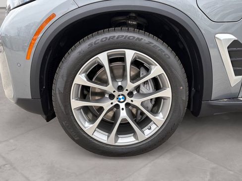 New 2026 BMW X5 xDrive50e w/ Climate Comfort Package AWD/4WD image 14