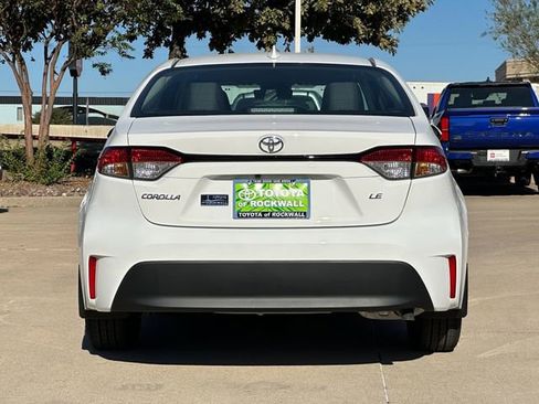 New 2026 Toyota Corolla LE FWD image 4