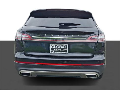 Used 2022 Lincoln Nautilus Reserve w/ Monochromatic Package image 6