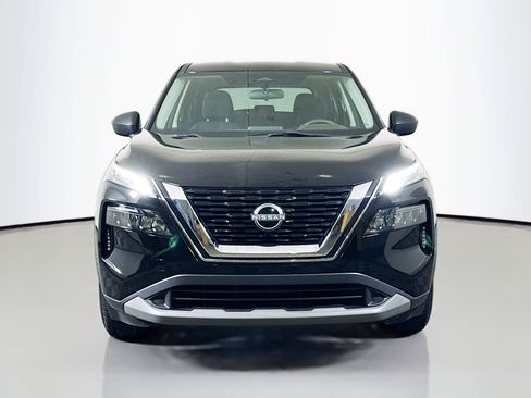 Used 2023 Nissan Rogue S FWD image 2