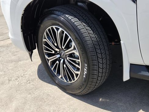 New 2026 Nissan Armada SL AWD/4WD image 9