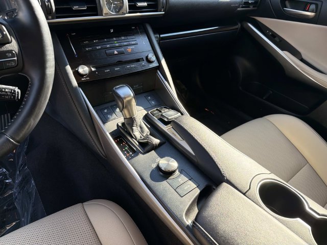 Used 2017 Lexus IS 300 AWD w/ Navigation System Package image 18