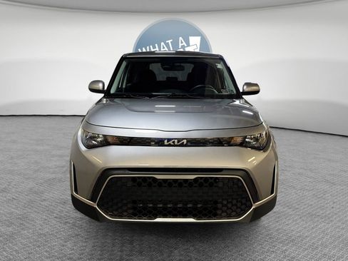 Certified 2024 Kia Soul LX FWD image 9
