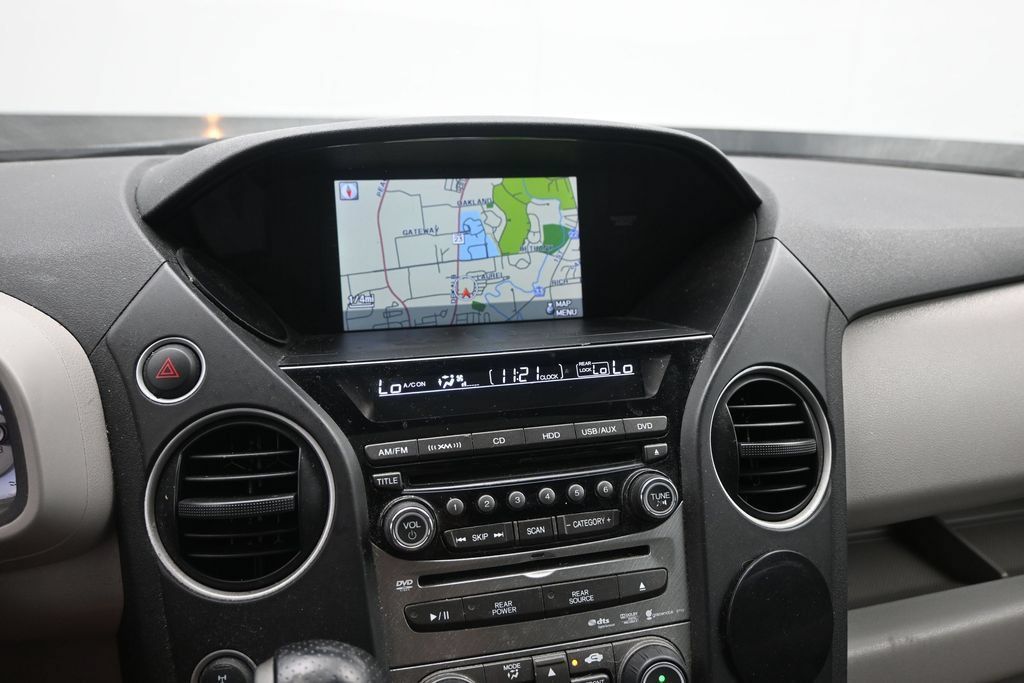 Used 2015 Honda Pilot Touring image 13
