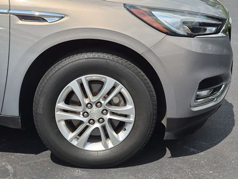 Used 2018 Buick Enclave Premium AWD/4WD image 19
