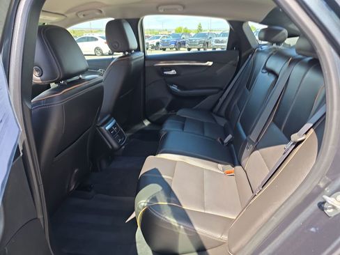 Used 2018 Chevrolet Impala Premier FWD image 25