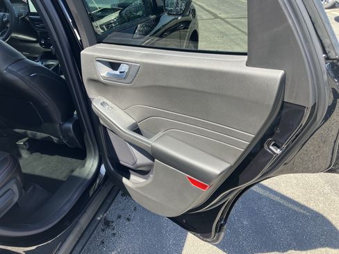 Used 2023 Ford Escape ST-Line w/ Tech Pack #1 AWD/4WD image 11