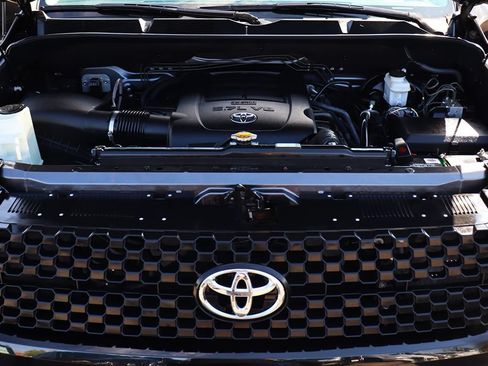 Used 2017 Toyota Tundra SR5 w/ TRD Off Road Package RWD image 59