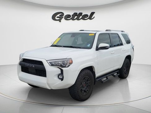 Used 2024 Toyota 4Runner SR5 Premium w/ Moonroof Package RWD image 1