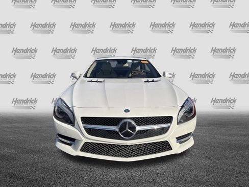 Used 2015 Mercedes-Benz SL 550 image 3