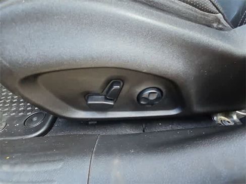 Used 2017 Jeep Renegade Trailhawk image 16