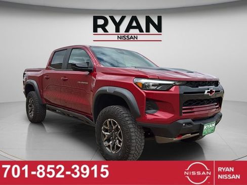 Used 2024 Chevrolet Colorado ZR2 w/ Technology Package AWD/4WD image 1