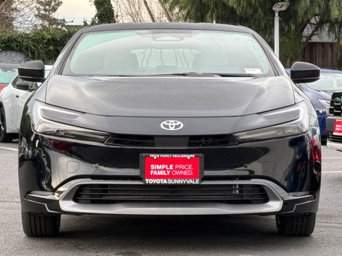 New 2026 Toyota Prius XLE image 11