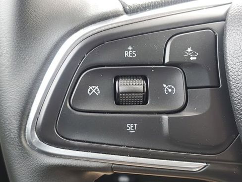 Used 2024 Buick Encore GX Preferred image 11