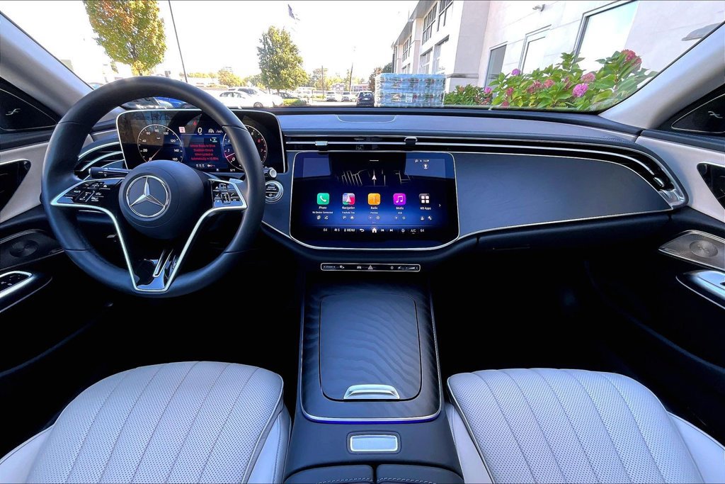 Used 2024 Mercedes-Benz E 450 4MATIC Sedan image 15