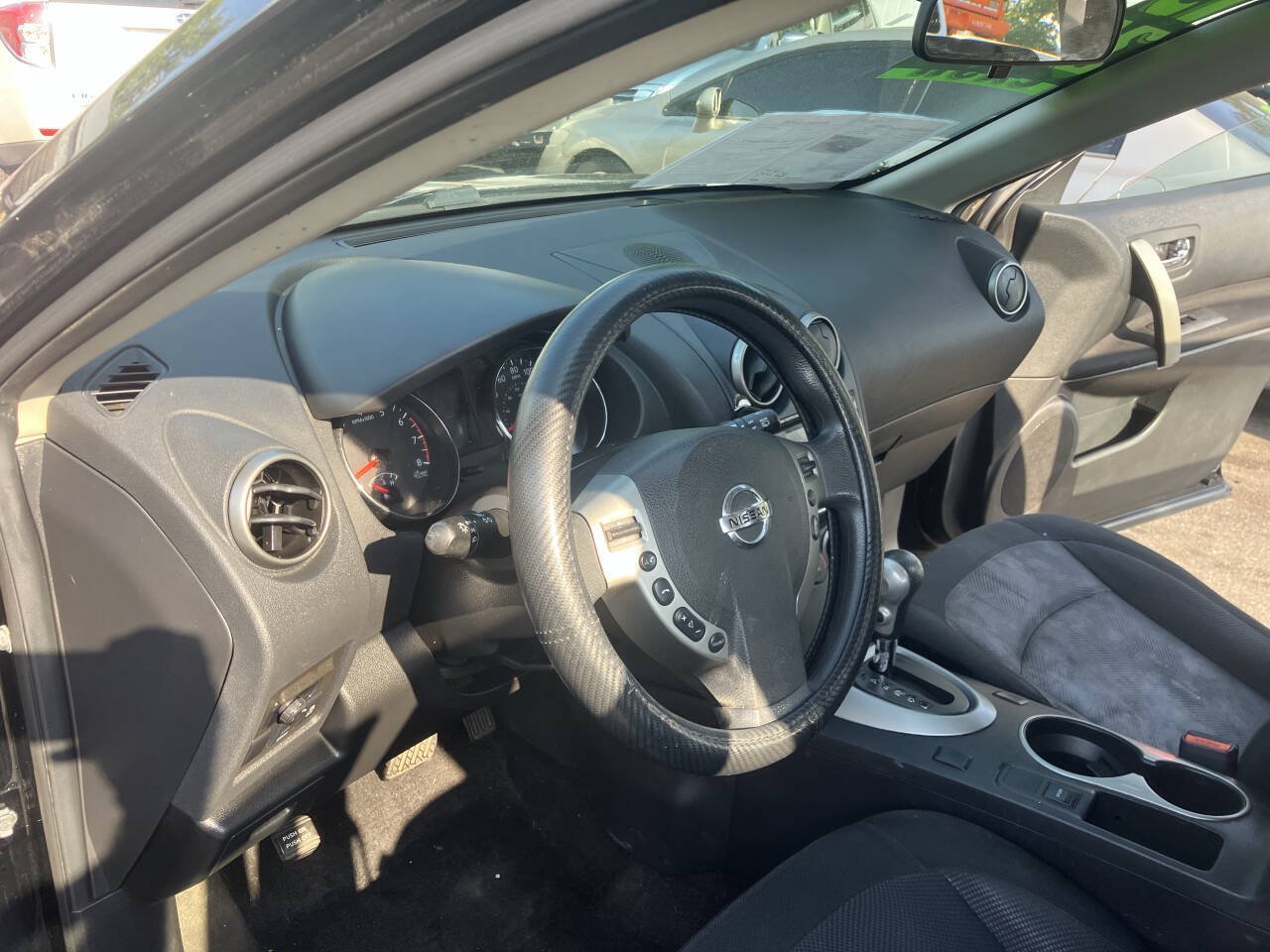 Used 2015 Nissan Rogue S w/ Convenience Package AWD/4WD image 17