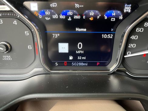 Used 2021 GMC Yukon Denali w/ Denali Ultimate Package AWD/4WD image 17