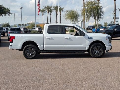 Used 2025 Ford F150 Lightning Flash image 7