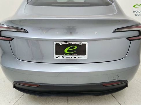 Used 2025 Tesla Model 3 RWD image 12