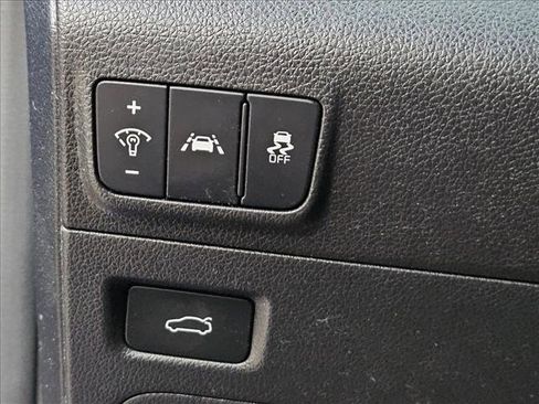 Used 2024 Kia K5 GT FWD image 10
