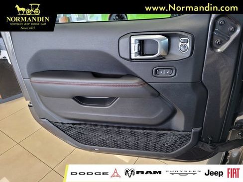 New 2024 Jeep Wrangler Unlimited Rubicon w/ Capability Package AWD/4WD image 11