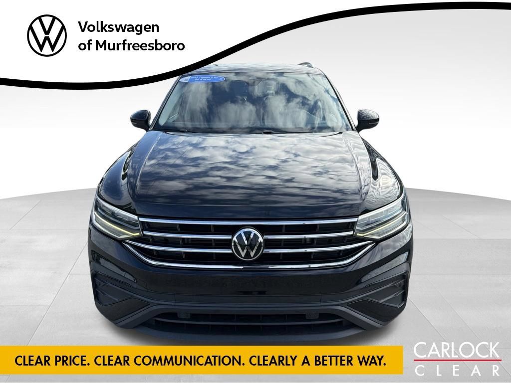 Certified 2023 Volkswagen Tiguan SE FWD image 3