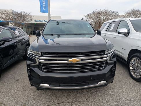 Used 2021 Chevrolet Tahoe LT w/ Luxury Package image 2