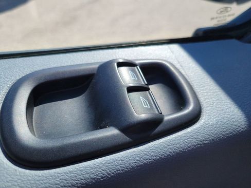 Used 2018 Ford Transit 250 130 Low Roof image 14