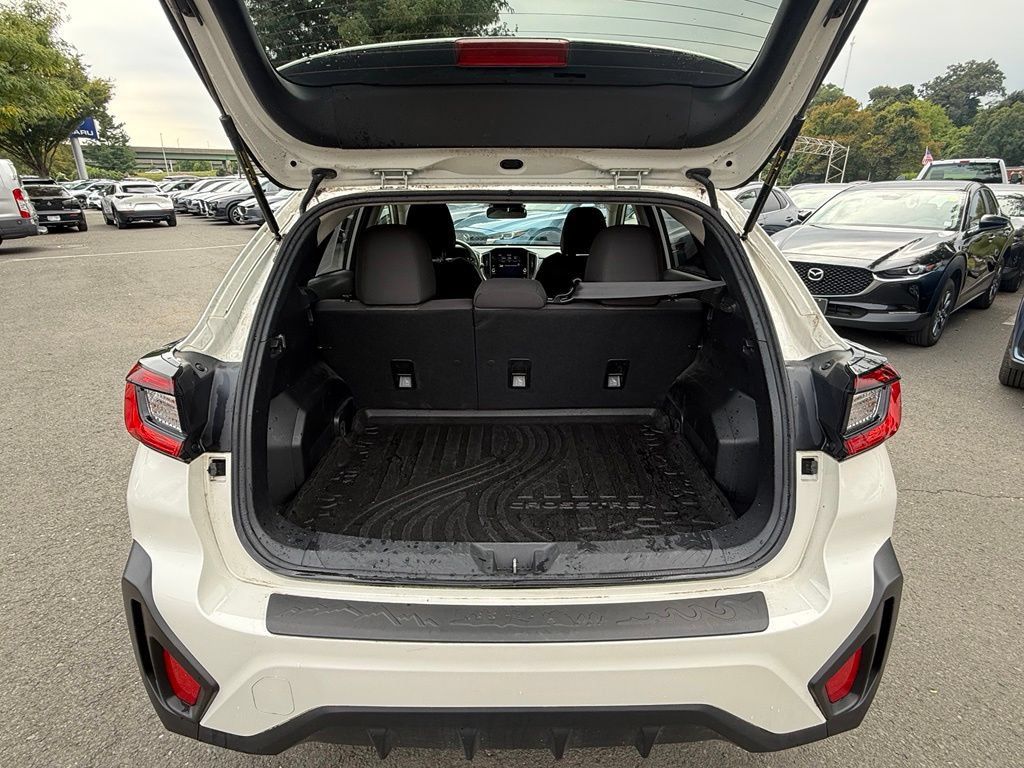 Used 2024 Subaru Crosstrek 2.0i Premium AWD/4WD image 23