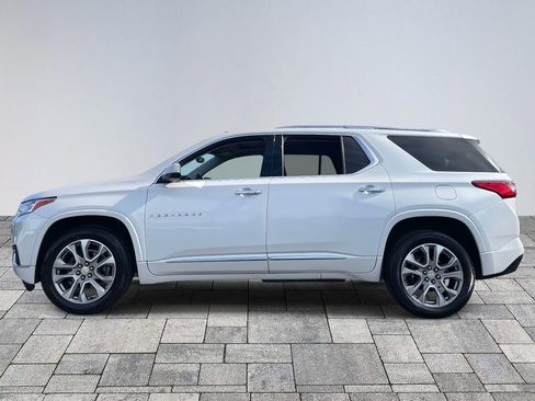 Used 2021 Chevrolet Traverse Premier image 4