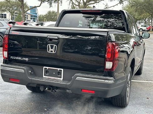 Certified 2017 Honda Ridgeline RTL image 3