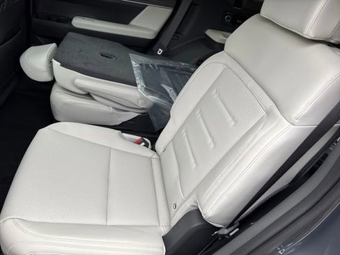 New 2026 Hyundai Santa Fe Calligraphy image 5