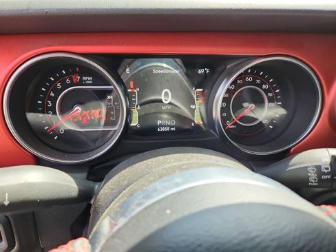 Used 2021 Jeep Wrangler Unlimited Rubicon w/ Xtreme Recon 35" Tire Package AWD/4WD image 9