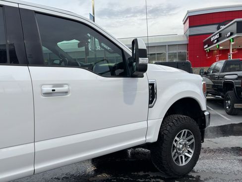 Used 2020 Ford F350 Lariat w/ Lariat Ultimate Package AWD/4WD image 4