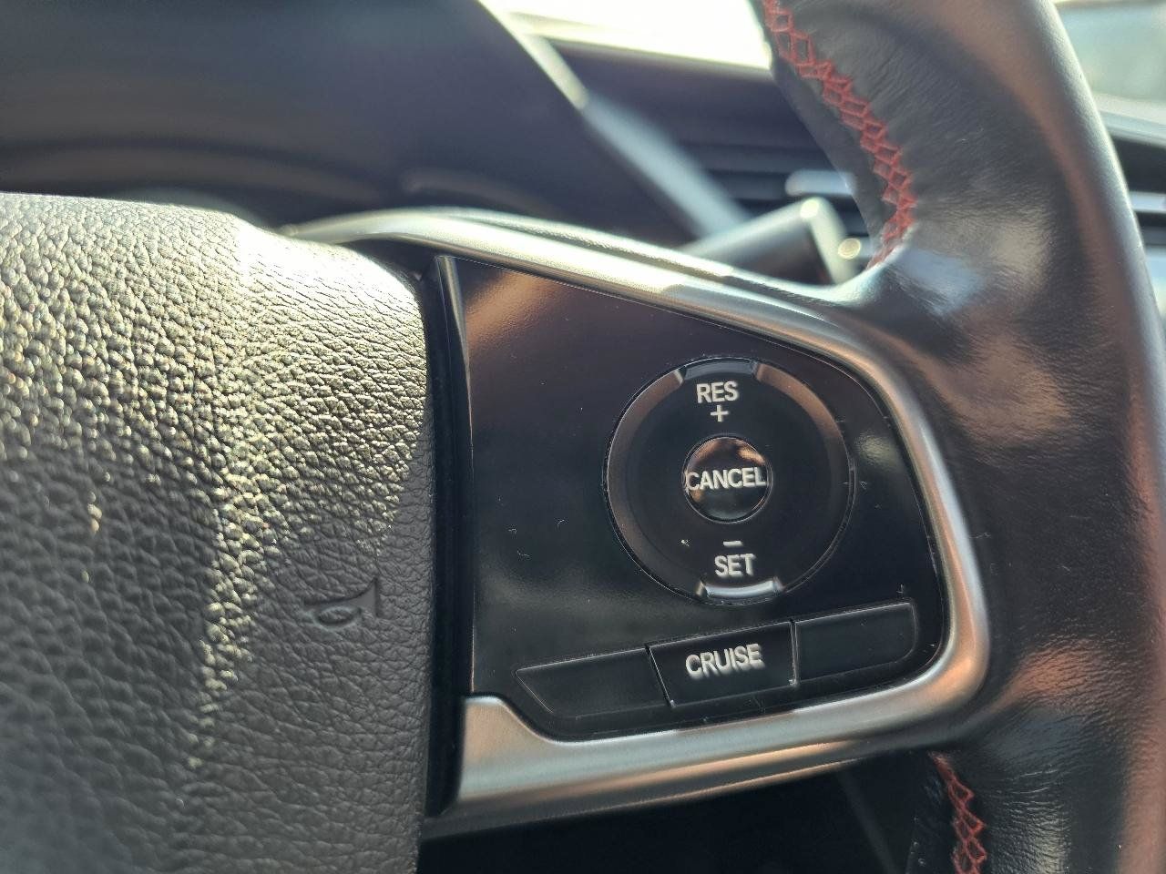 Used 2017 Honda Civic Si image 11