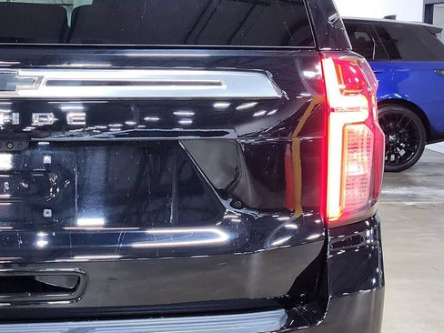 Used 2021 Chevrolet Tahoe High Country w/ Premium Package AWD/4WD image 22